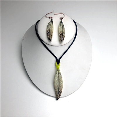 image-849432-feather_trio_2-aab32.jpg
