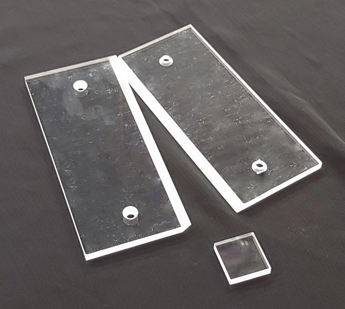 image-862396-PLEXI-d3d94.jpg